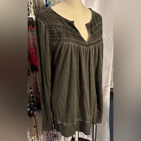 🎃3 for $15🎃Distressed Charcoal Heather Peasant Style Top Sz XL - Picture 2 of 7